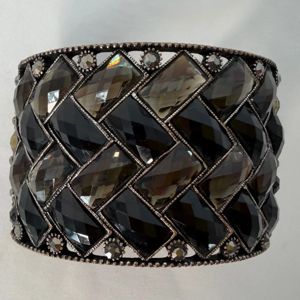 Vintage Bronze Tone Black Smoky Crystal Hinged Cuff Bracelet Woven Chic 103-183